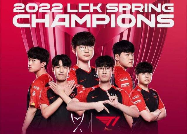 因在LCK决赛中吐槽T1被高估，LPL英文解说惨遭全球T1粉丝爆破