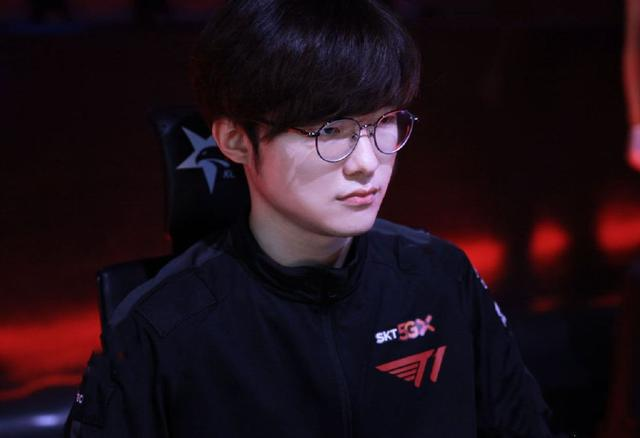 LOL：BLG选择成全Uzi，超话更新BLG转会消息，不准备强留Uzi