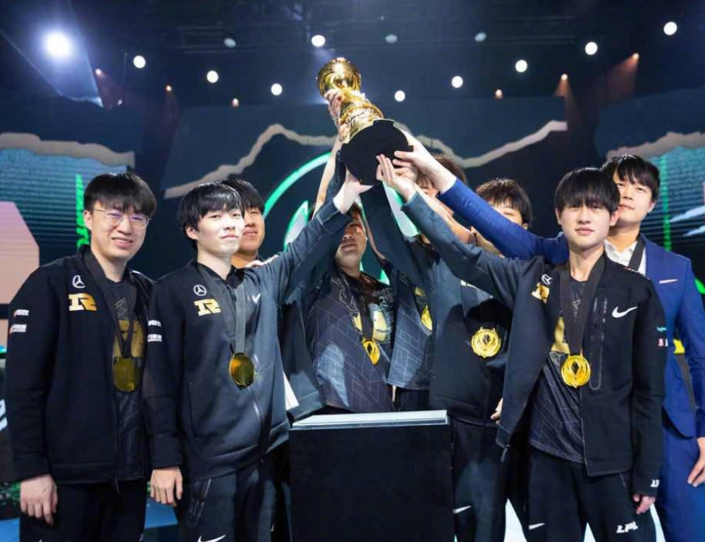 “LPL必须来MSI挨打！”韩国网友喊话：T1是LPL的杀手！