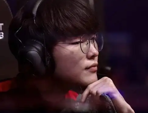 外国媒体分享心目中的历史TOP5，Faker第一毫无争议！