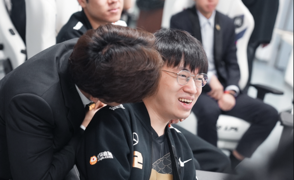 LPL面对艰难考验，MSI季中赛成龙潭虎穴，LCK疫情成最大隐患