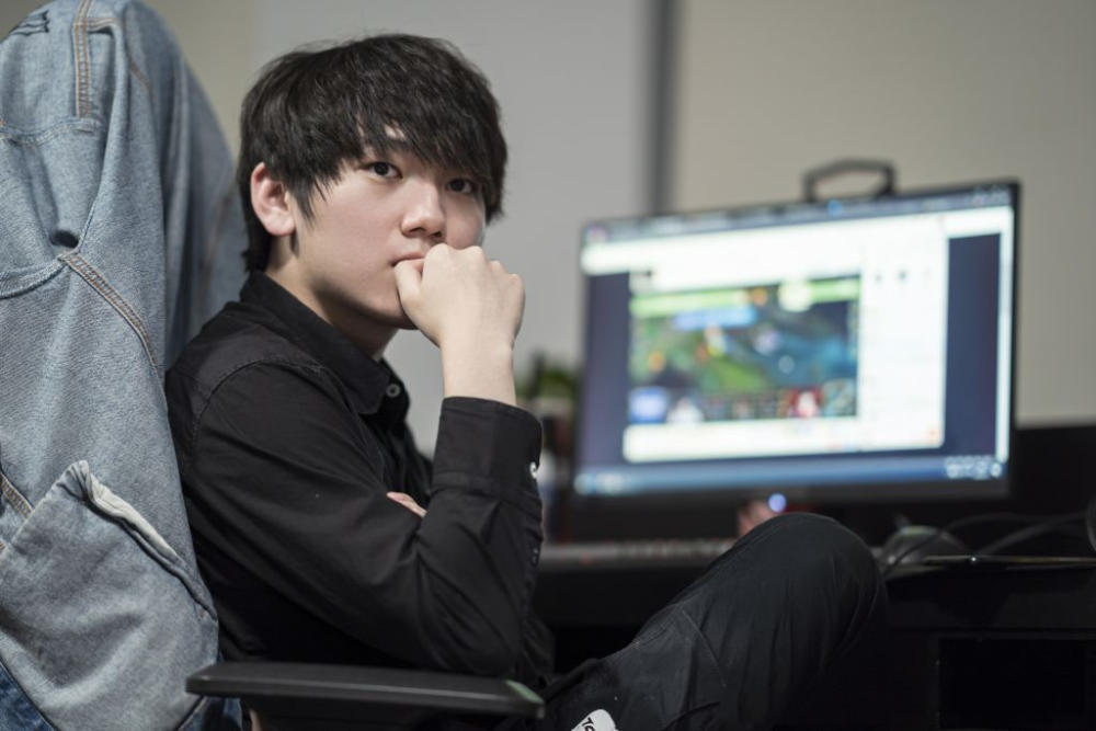 LOL：亚运会名额基本定了，TES双C当仁不让，没有Uzi的下路真难看