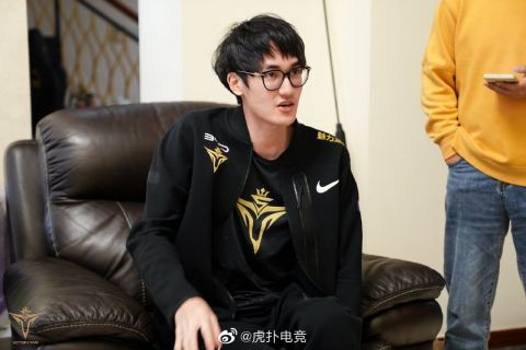 Karsa破败王17杀刷新LPL打野位置单场击杀纪录