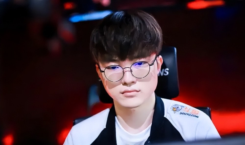 雷竞技前瞻Doinb直播爆料韩服号被永封：LDL和LPL选手都被封了！
