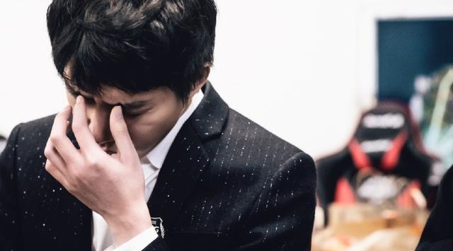 EDG突然做出重大改变，厂长和小祥被全部换下，分析师HUA将上场BP