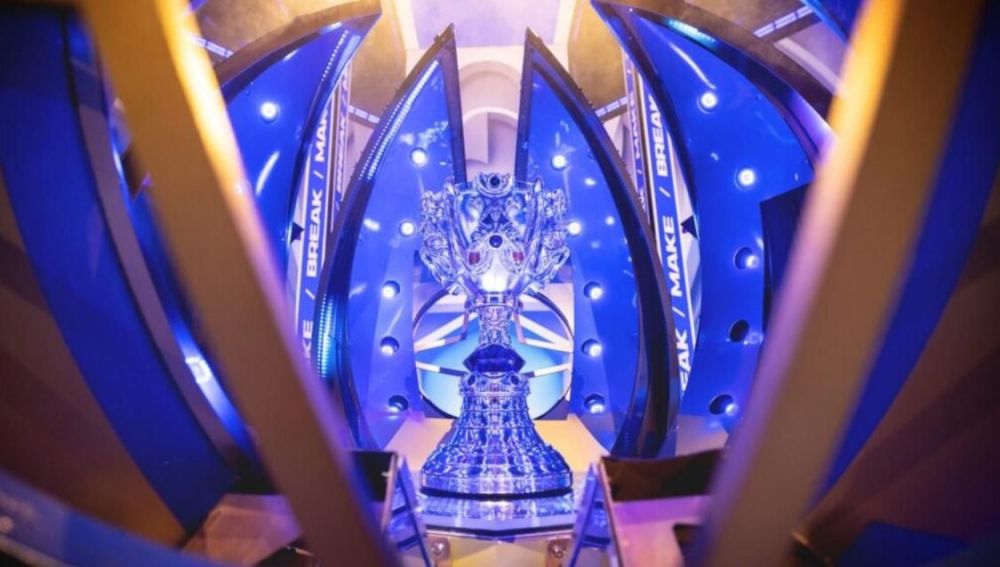 将延迟改成35ms就是不公平！C9教练公然表示：就是让LPL占便宜了！