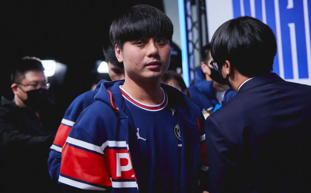 继蛇蛇之后，外媒透露：前AL中单maple加入TSM，人傻钱多速来？