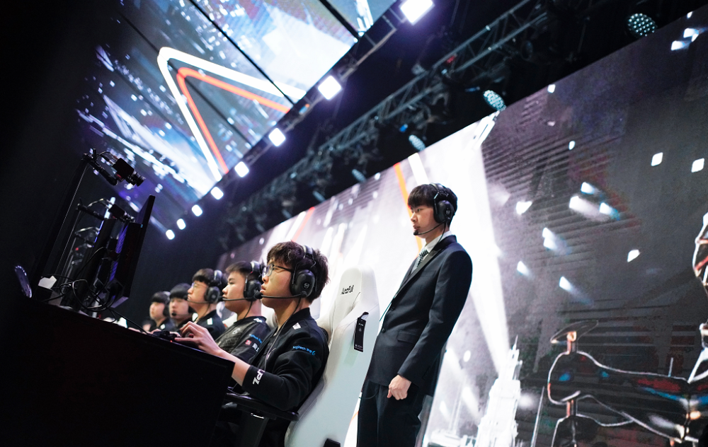 Msi小组赛来袭，Bin重返韩服，训练内容引发热议