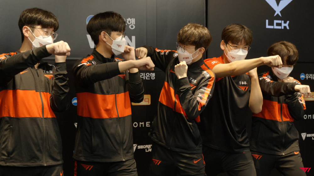 RNG如何击败T1？WE腿哥支招，阿Bin是取胜关键