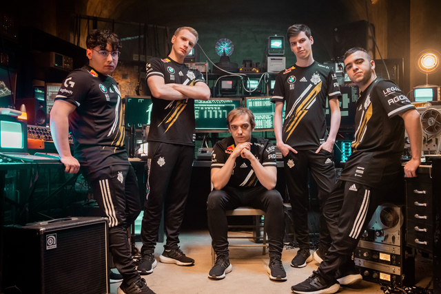 RNG轻取MSI首胜后，LCK退役选手质疑LPL特权：不戴耳机没裁判！