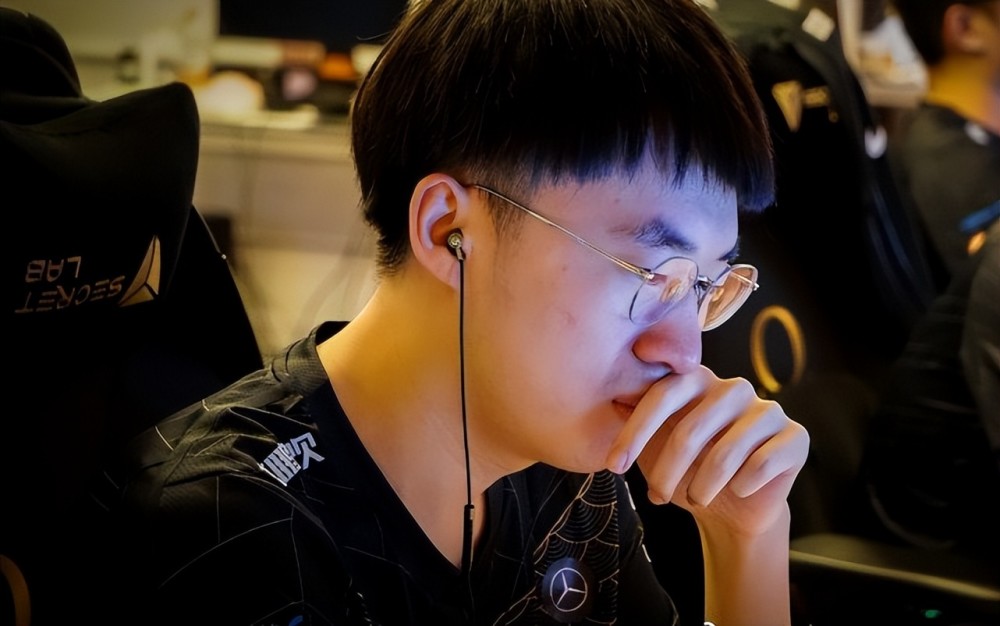 韩网可以闭嘴了！拳头回应争议：RNG有录像有录音，保证比赛公平