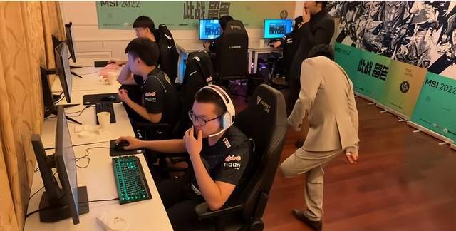 LOL全球赛事负责人回应MSI争议，RNG没有任何问题！