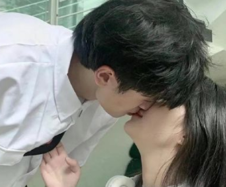 互动式情侣名可爱又搞怪-很皮很搞笑的情侣网名