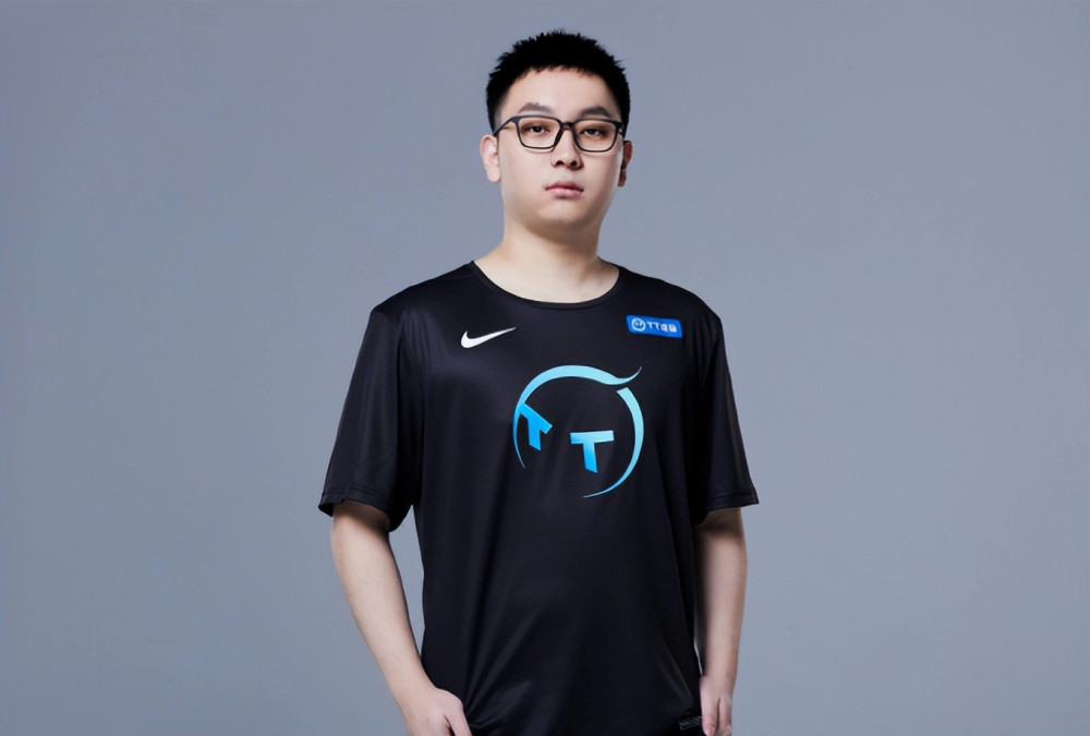 夏季赛不打了！知名上单选手透露：心气都没了，准备休息一段时间