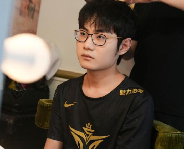 许秀：V5新中单很优秀，撞脸是一种缘分！北枫：这就是格局