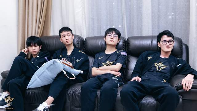 SMLZ也救不了WE？对阵LPL榜二V5或迎四连败，左手迎战硬币哥！