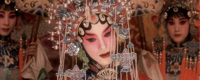 霸王别姬讲的什么-电影霸王别姬相关介绍