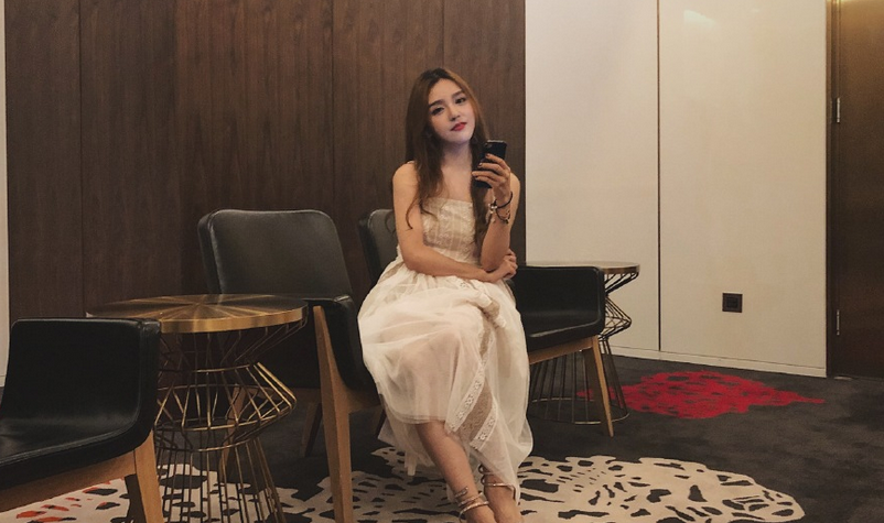 电竞圈小杨幂！美女解说颜值赶超Rita，业务能力如何？