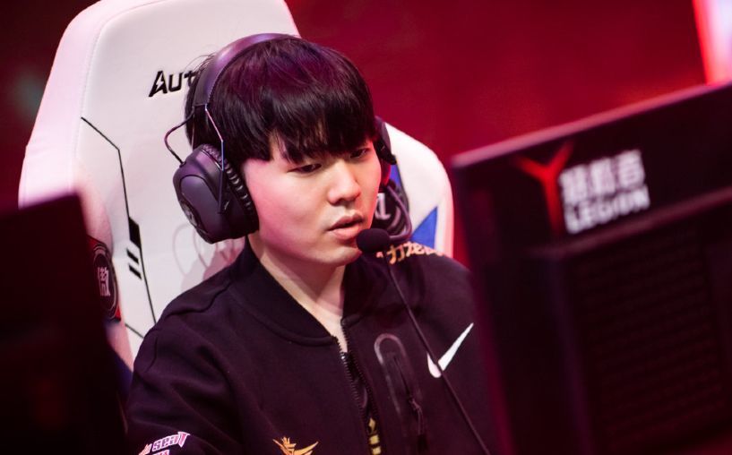 LPL夏季赛常规赛接近尾声，季后赛余下席位仍充满悬念