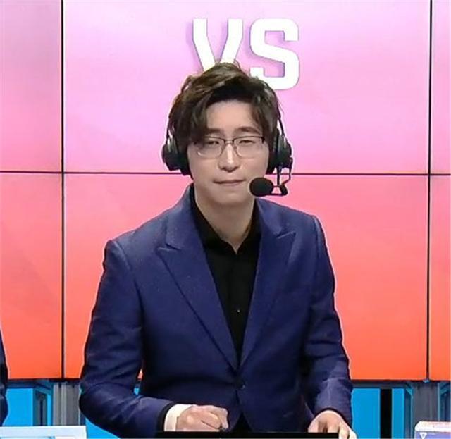 同样是RNG铁粉，王多多余霜赛后写小作文，一个被夸一个却遭指责