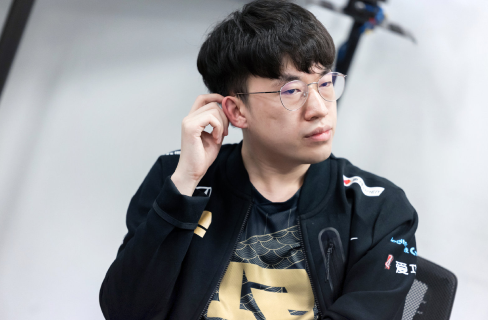 恭喜RNG！知情人爆料：小虎已经转阴，其他工作人员也有康复的
