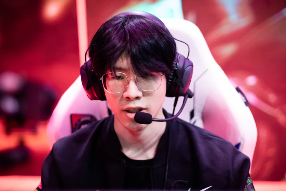 LOL：RNG解散在所难免，WBG正式向RNG宣战，仁川三C重新合体