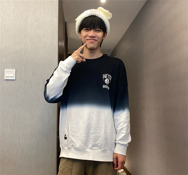 theshy队友又出问题：ON排位出差错，还花训练时间给小女友上分？