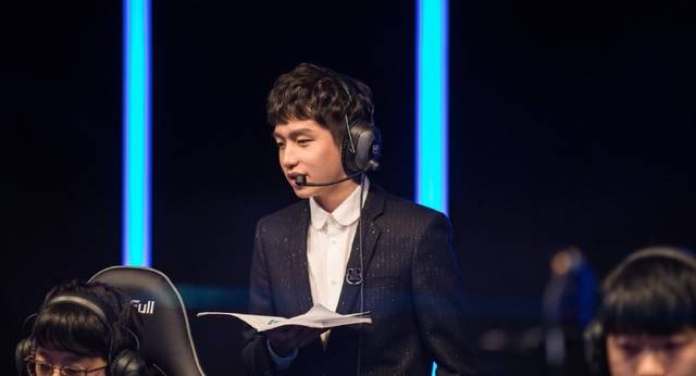 LOL：EDG-Uzi正在连接，厂长出面劝说Uzi，WBG签约S赛选手